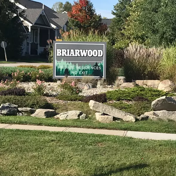 Collingwood, ON L9Y 5H9,43 GREEN BRIAR DR
