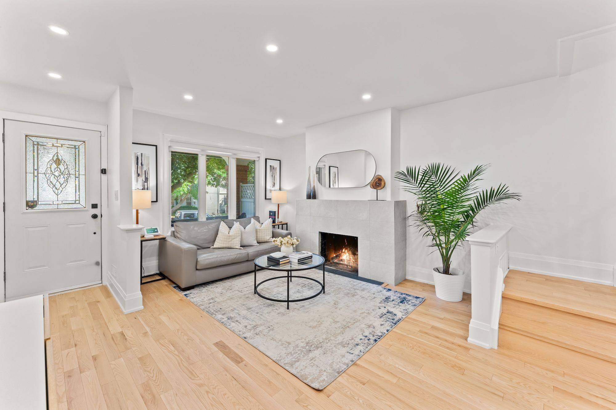 Toronto C04, ON M4N 1Y7,225 Bowood AVE