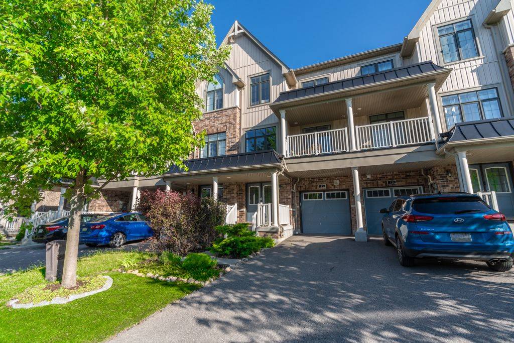 East Gwillimbury, ON L9N 0R7,21 Blackpool LN