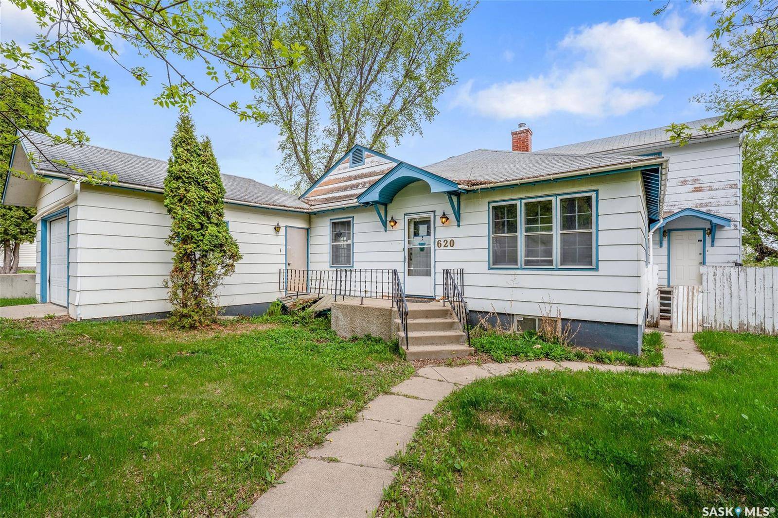 Prince Albert, SK S6V 4H3,620 20th STREET W