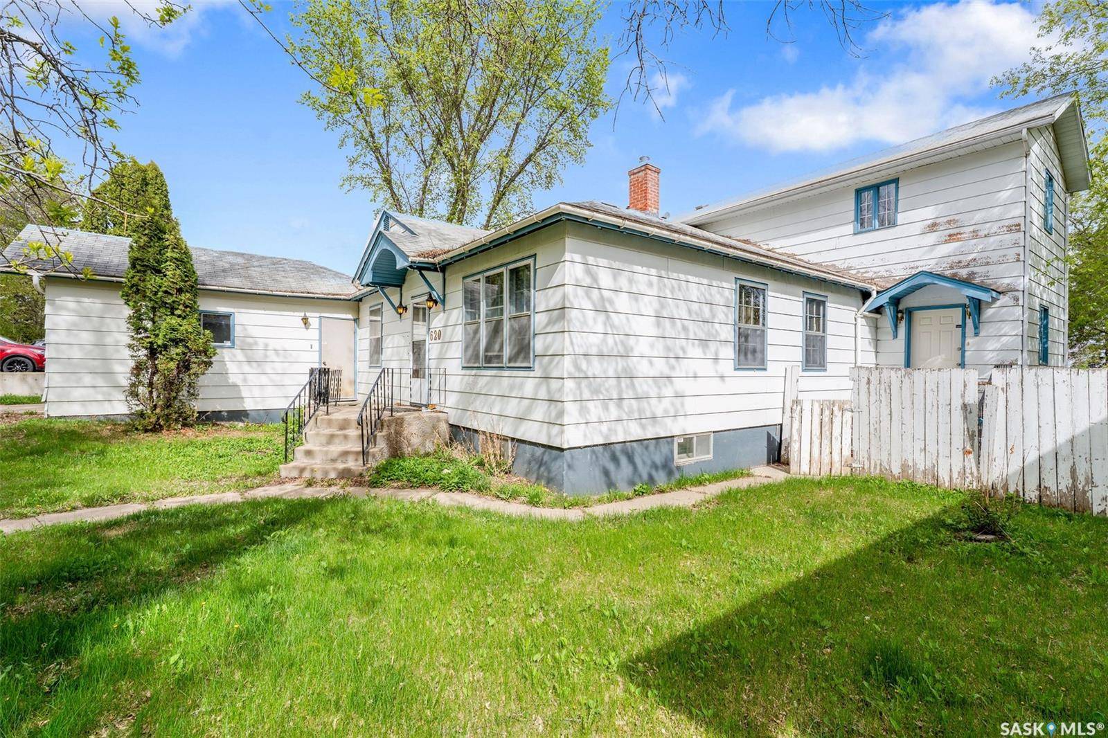 Prince Albert, SK S6V 4H3,620 20th STREET W