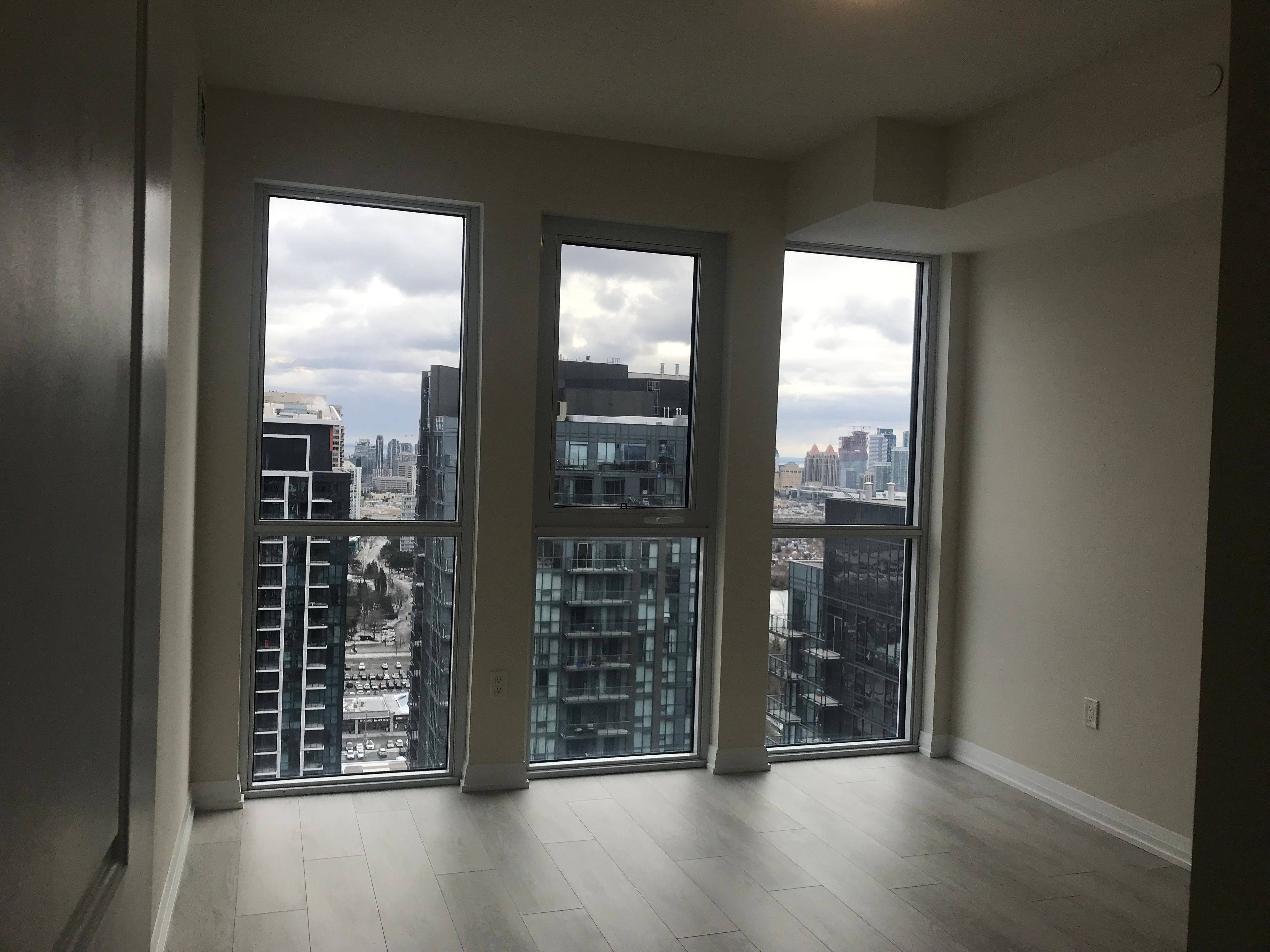 Mississauga, ON L5R 0G8,35 Watergarden DR #2513