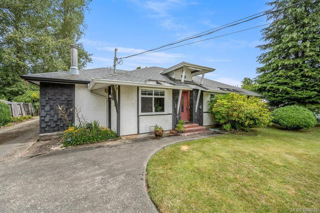 1180 Willemar Ave, Courtenay, BC V9N 3L9