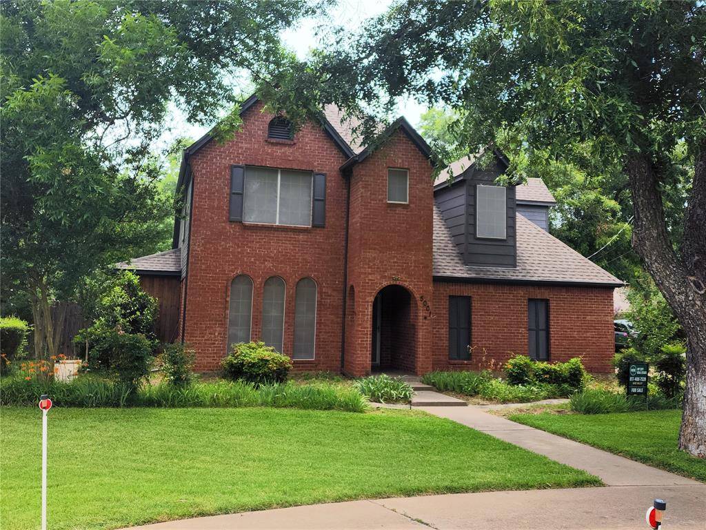 5001 Seminole Drive, De Cordova, TX 76049