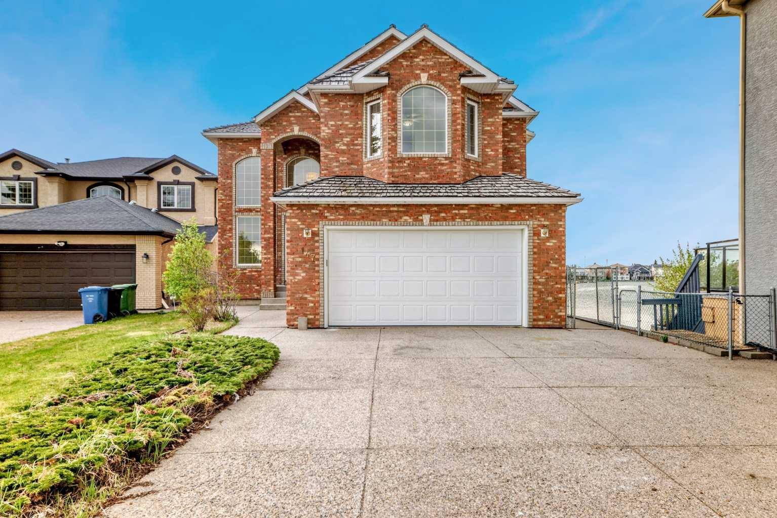 Calgary, AB T3J3J7,147 Coral Shores LNDG NE