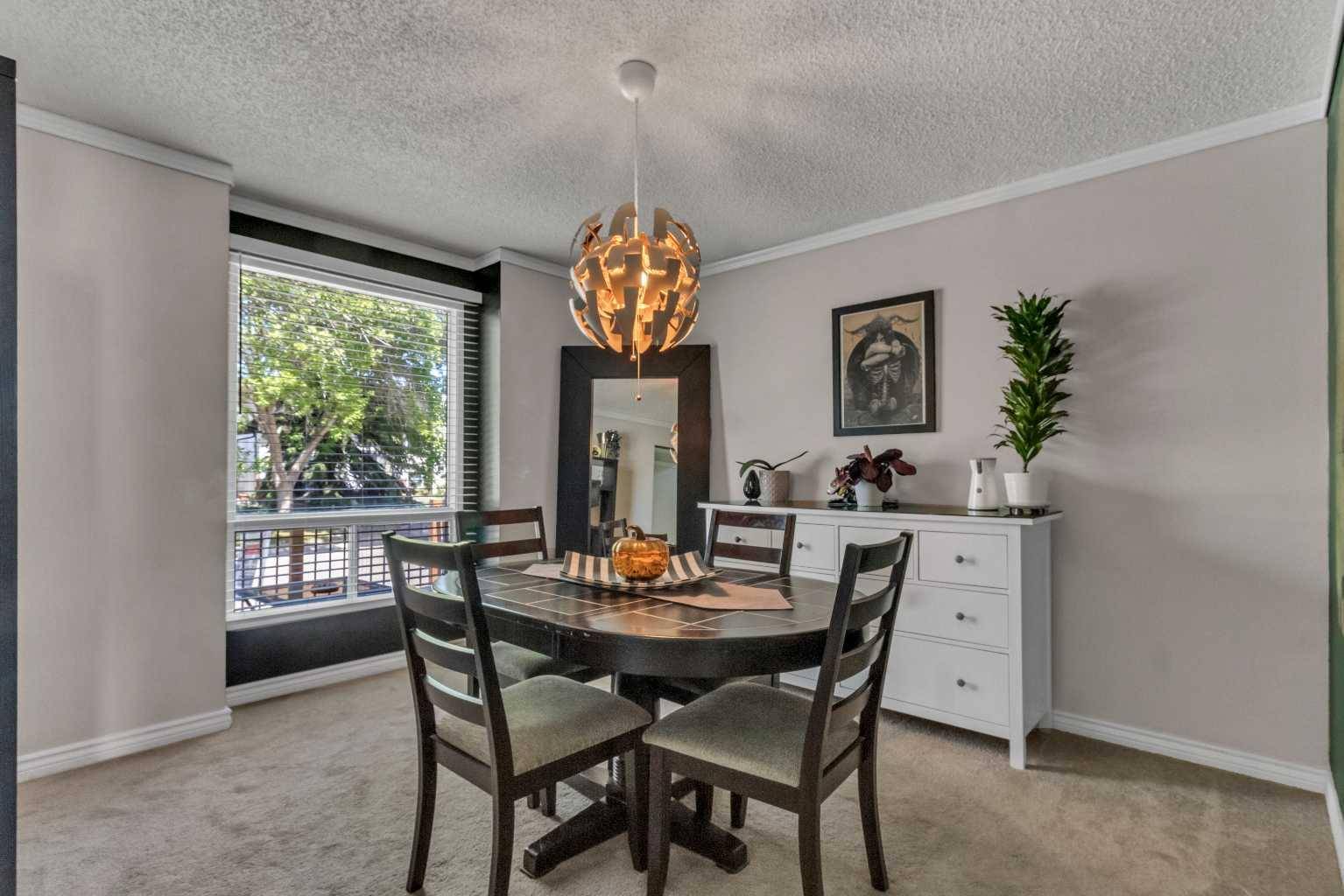 Airdrie, AB T4A1X3,121 Mountain CIR SE