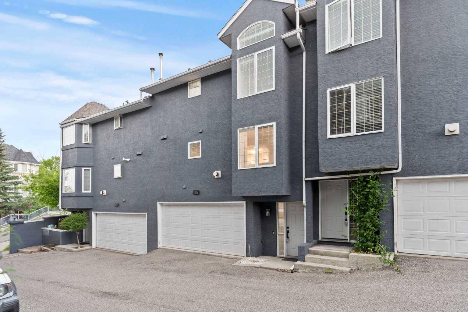 Calgary, AB T2E 0E6,402 2 AVE NE #102
