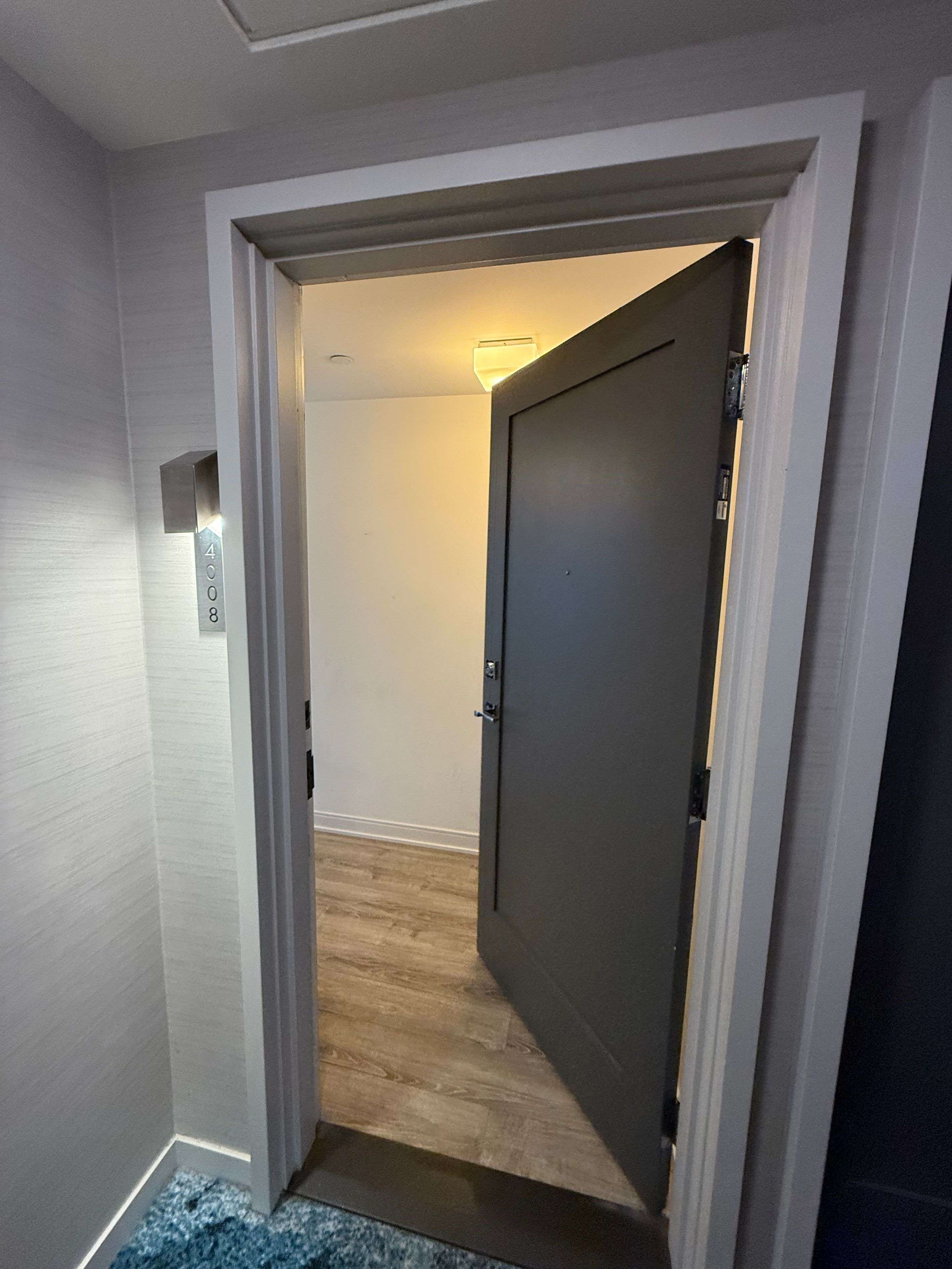 Toronto C08, ON M4Y 1T4,42 Charles ST #4008