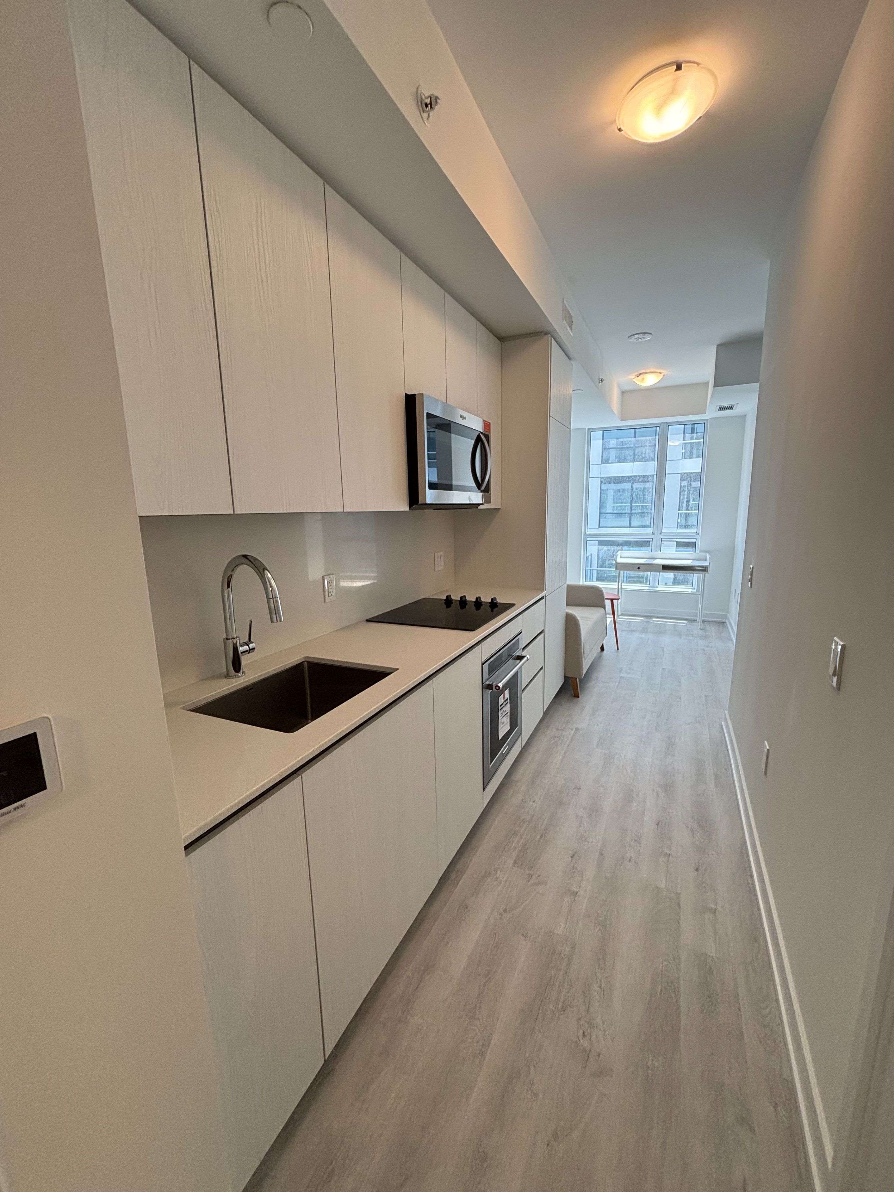 Toronto C08, ON M5A 4J9,15 RICHARDSON ST #409