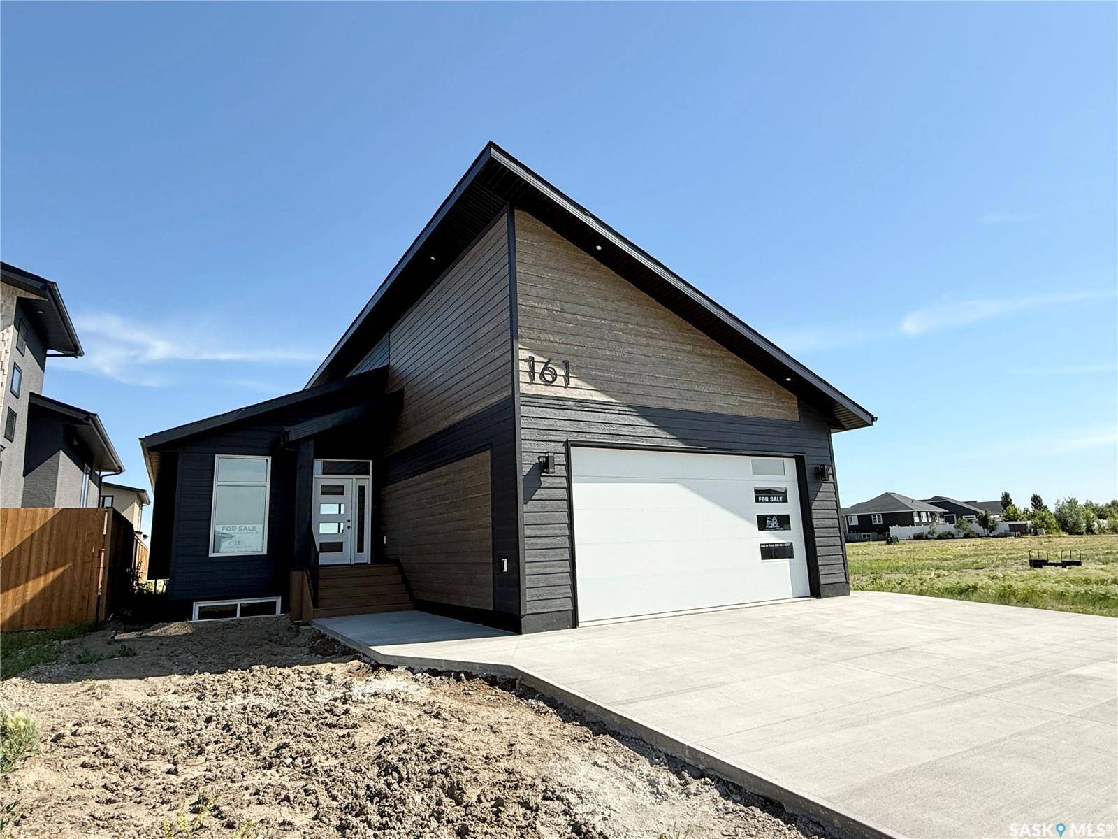 Weyburn, SK S4H 3B9,161 Delaet DRIVE