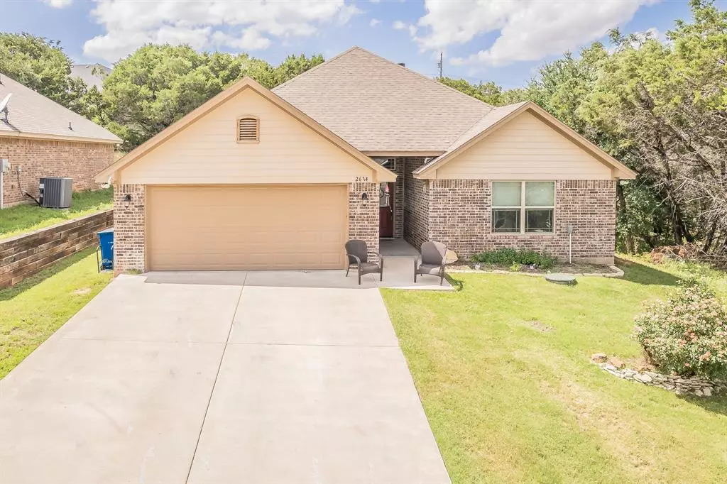 Granbury, TX 76048,2614 Creek Drive