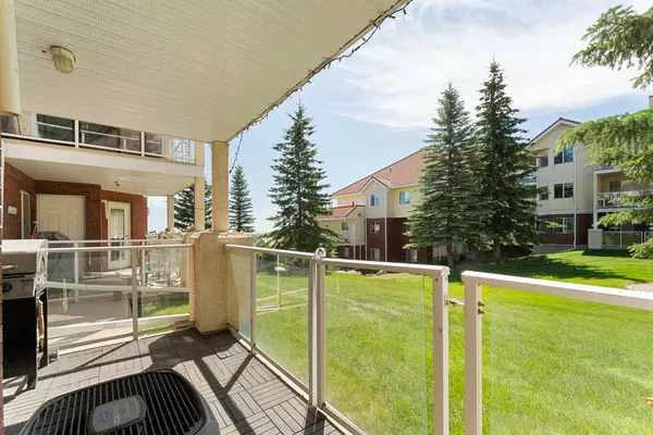 Calgary, AB T3H 3L9,1818 Simcoe BLVD SW #2126