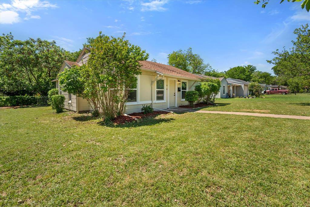 Fort Worth, TX 76116,5048 Cedar Hill Road