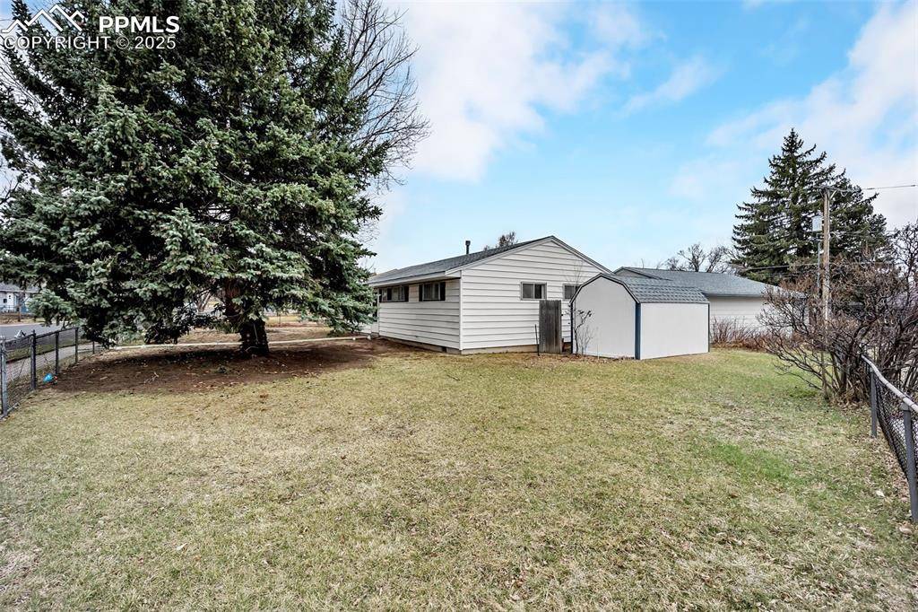 Colorado Springs, CO 80909,2524 Meadowlark LN