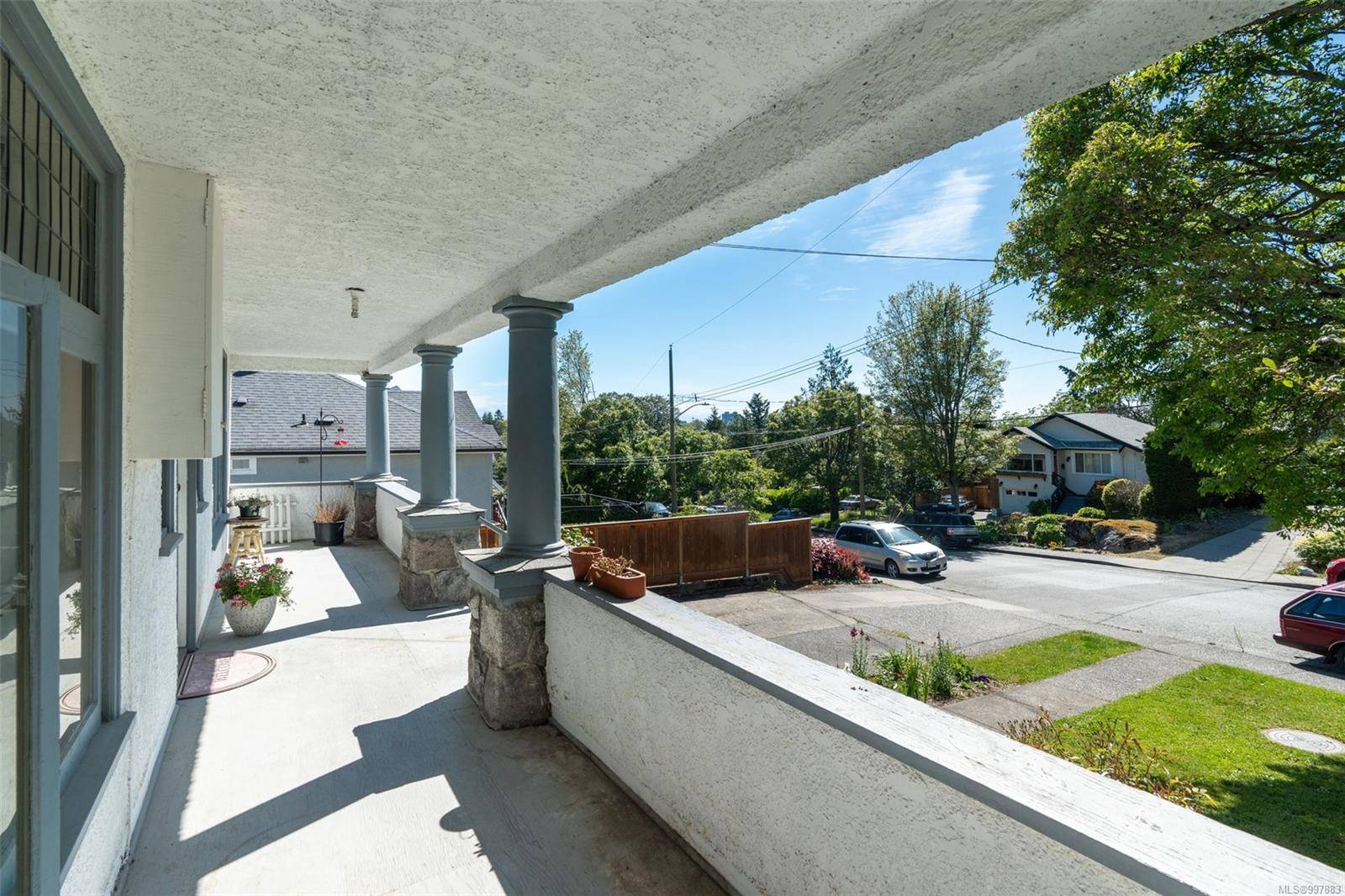 Victoria, BC V8T 3H1,2651 Cedar Hill Rd
