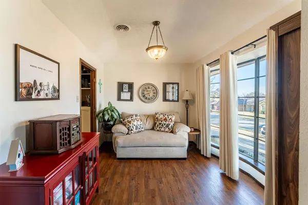 North Richland Hills, TX 76180,6524 Cliffside Drive