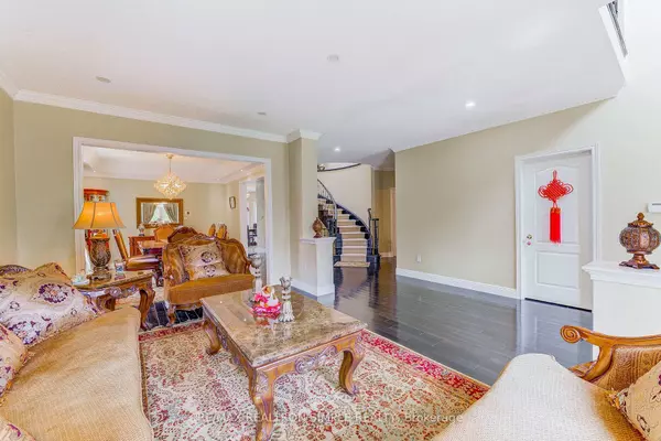 Markham, ON L6C 1Y2,338 Calvert RD