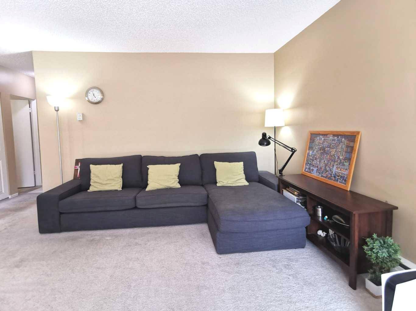 Calgary, AB T2V1K6,8235 Elbow DR Southwest #224