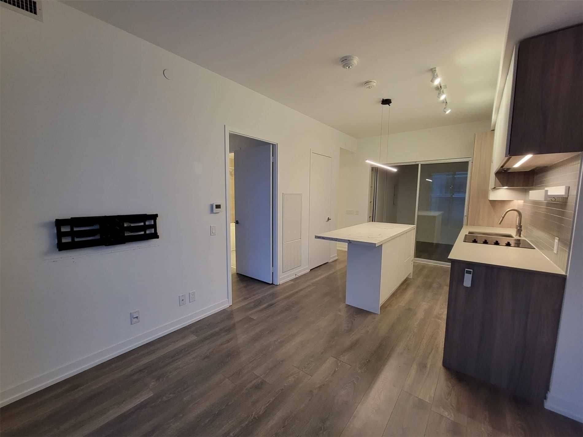 Vaughan, ON L4K 0J7,950 Portage Pkwy #2905