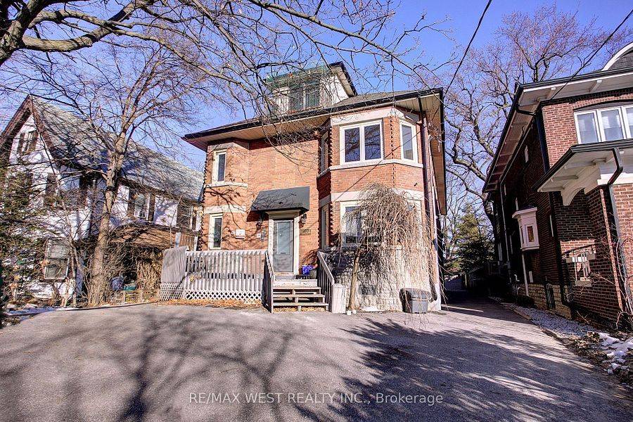 187 High Park AVE #11, Toronto W02, ON M6P 2S3