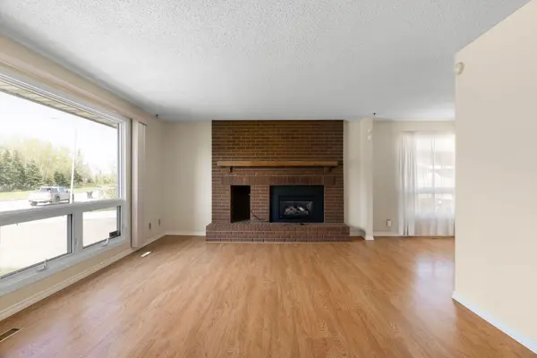 Fort Mcmurray, AB T9K 1B1,789 Timberline DR