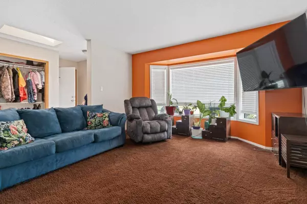 Camrose, AB T4V 4G9,5424 60 ST