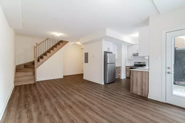 Richmond Hill, ON L4E 1J4,12860 Yonge ST #2