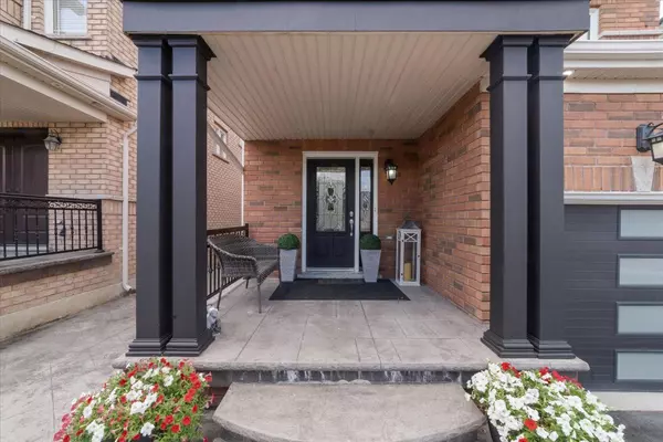Bradford West Gwillimbury, ON L3Z 0A8,28 West Park AVE