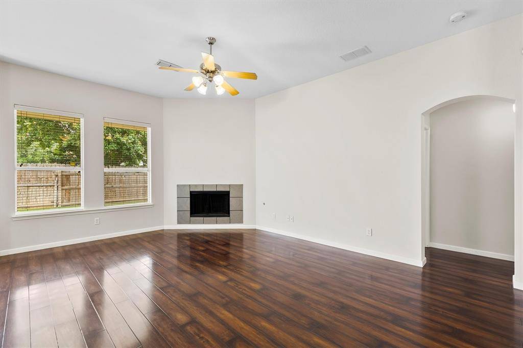 Fort Worth, TX 76244,13209 Fencerow Road