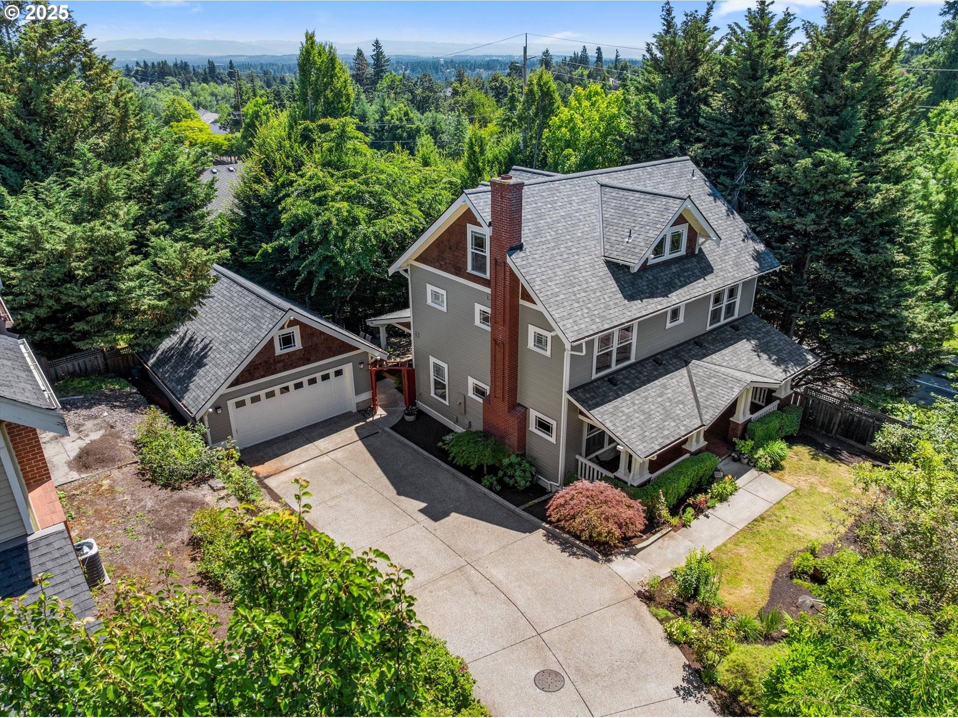 West Linn, OR 97068,3084 DILLON LN