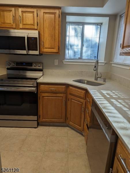 Bedminster Twp., NJ 07921,15 Ray Court