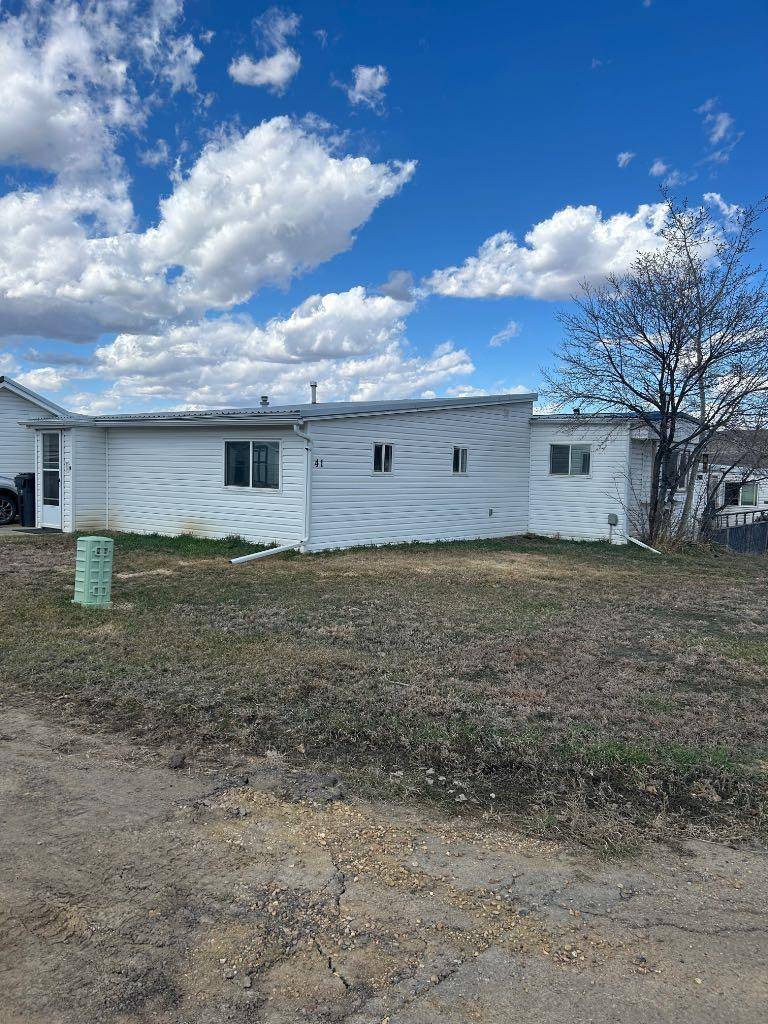 41 Greenwood Villa, Drumheller, AB T0J0Y2