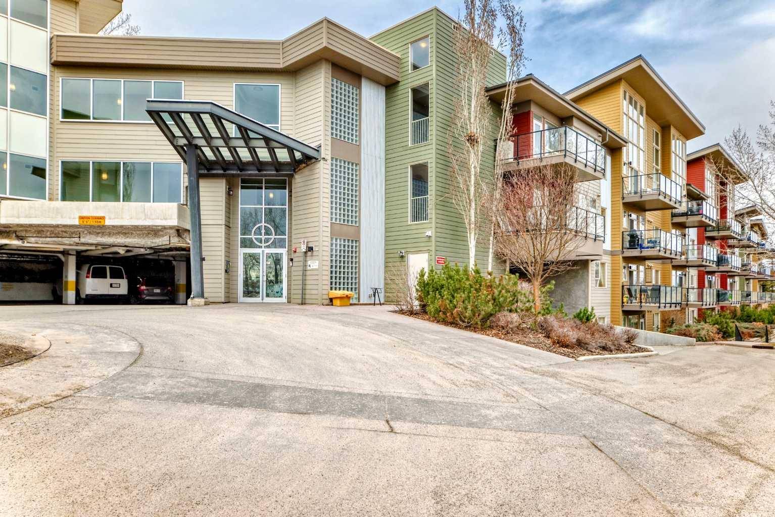 Calgary, AB T2E7M3,4303 1 ST Northeast #417