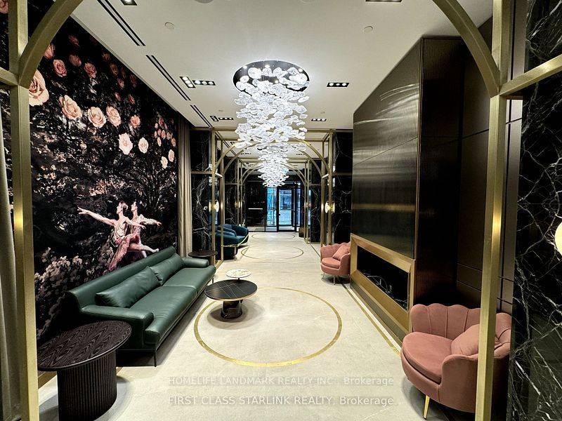 Toronto C02, ON M4W 2G4,771 Yonge ST #1807
