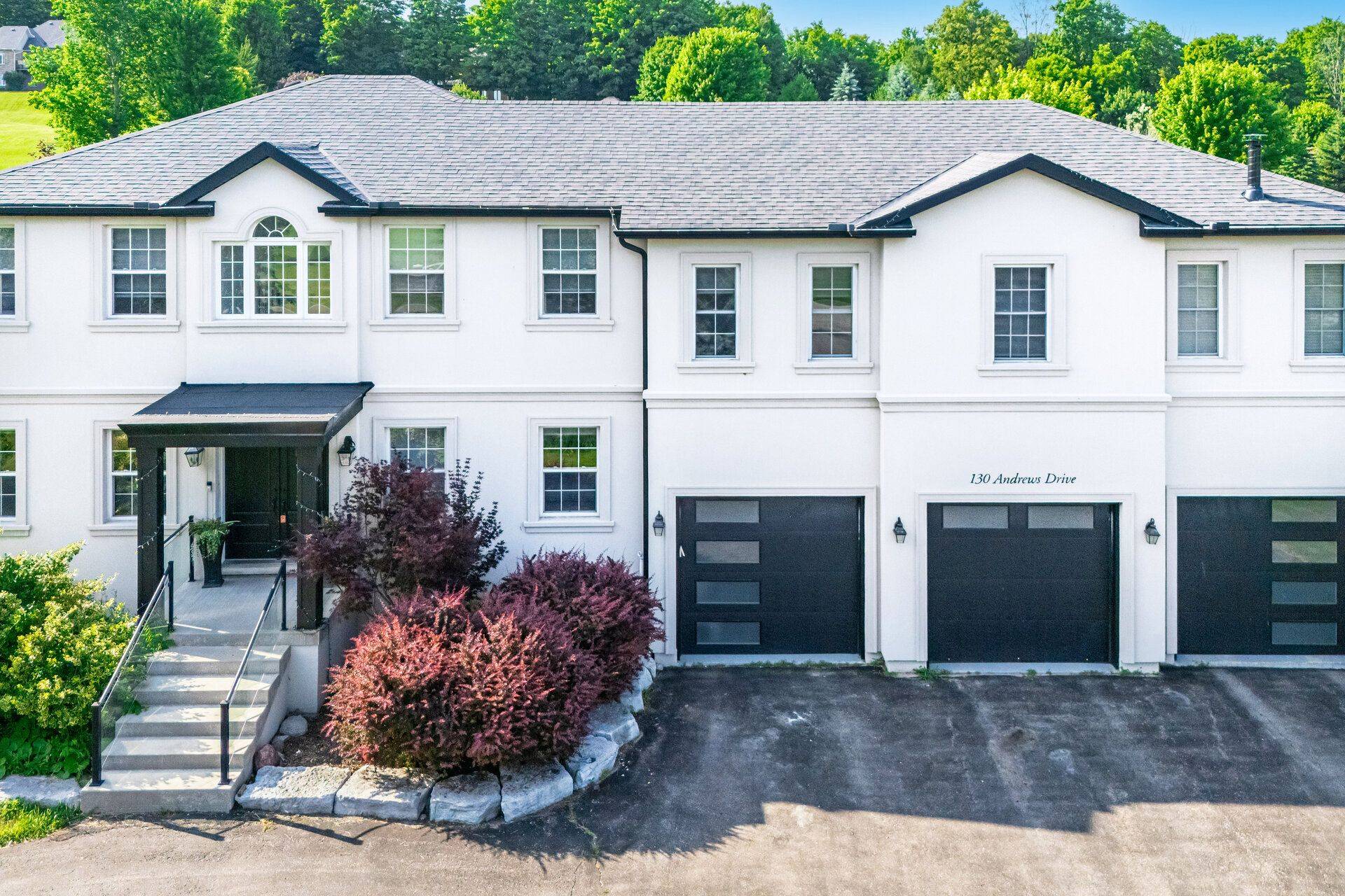 Bradford West Gwillimbury, ON L0G 1A0,130 Andrews DR