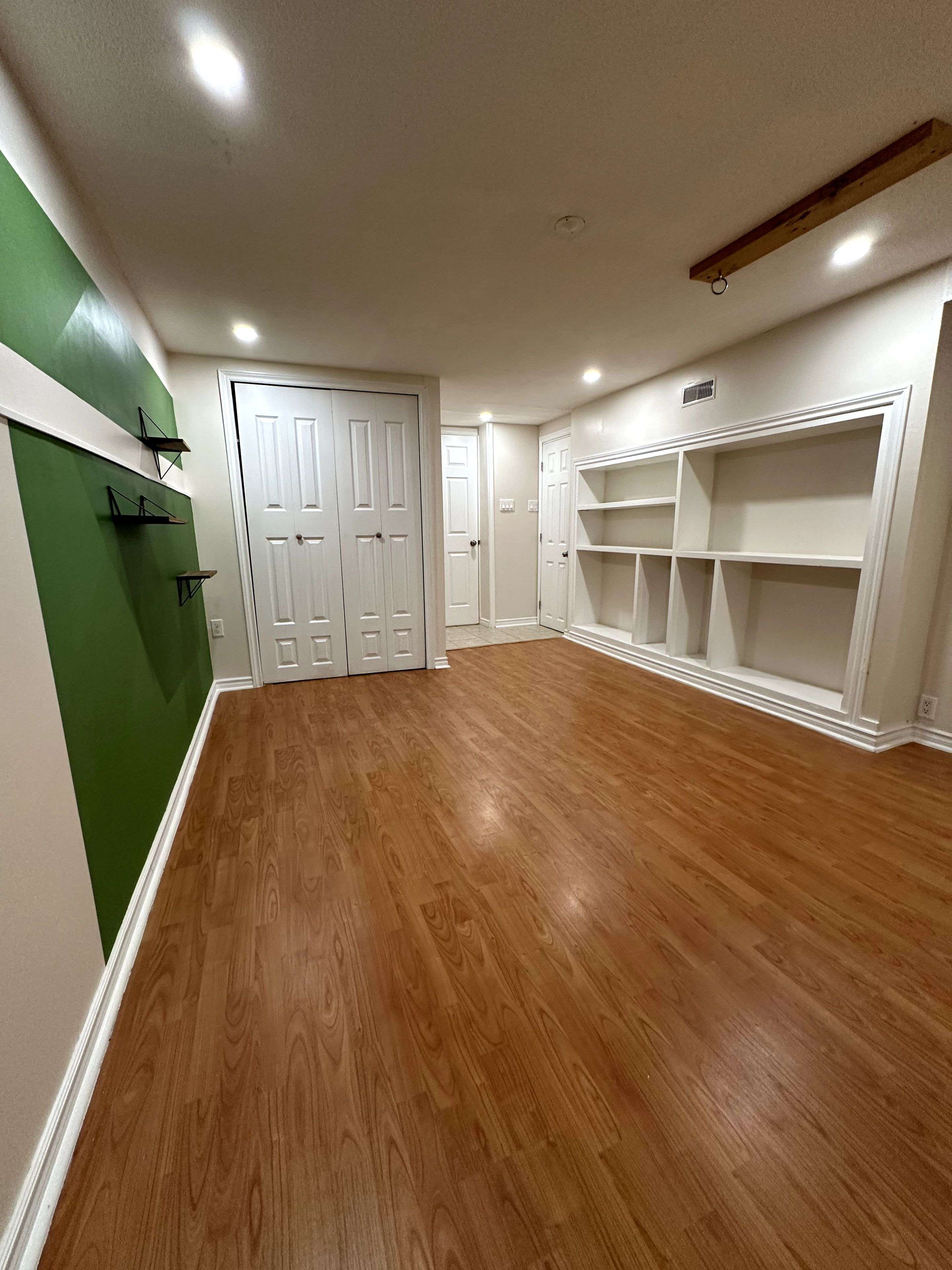Richmond Hill, ON L4C 5R9,21 Greenbelt CRES #Lower