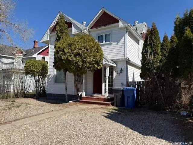 Melville, SK S0A 2P0,242 5th AVENUE W