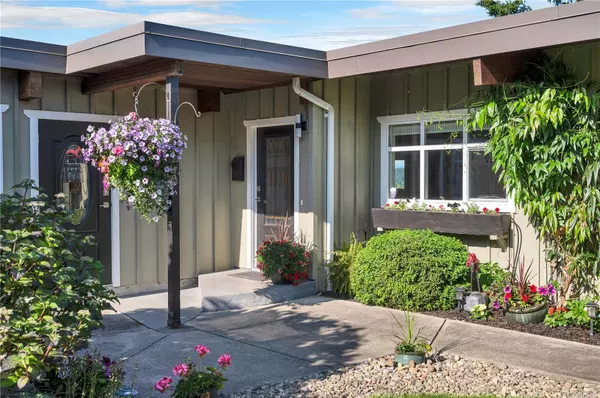 235 Thulin St S, Campbell River, BC V9W 2J9