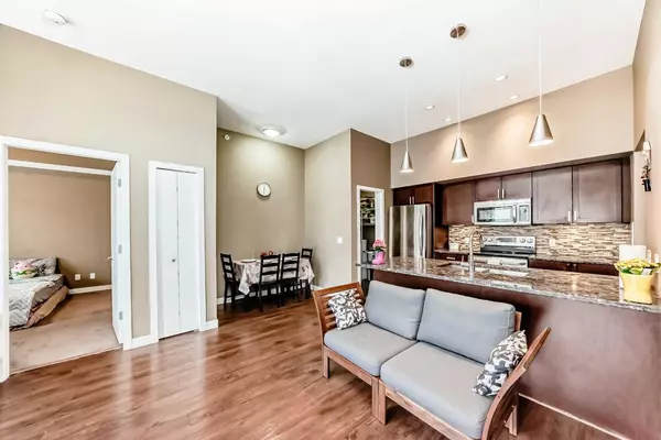 Calgary, AB T2E7M3,4303 1 ST NE #417