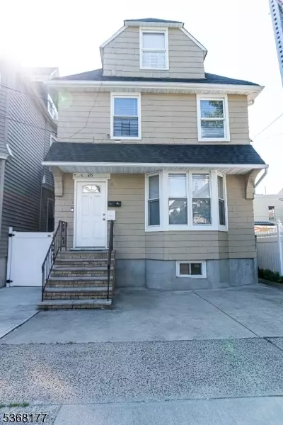 695 Clifton Ave, Newark City, NJ 07104