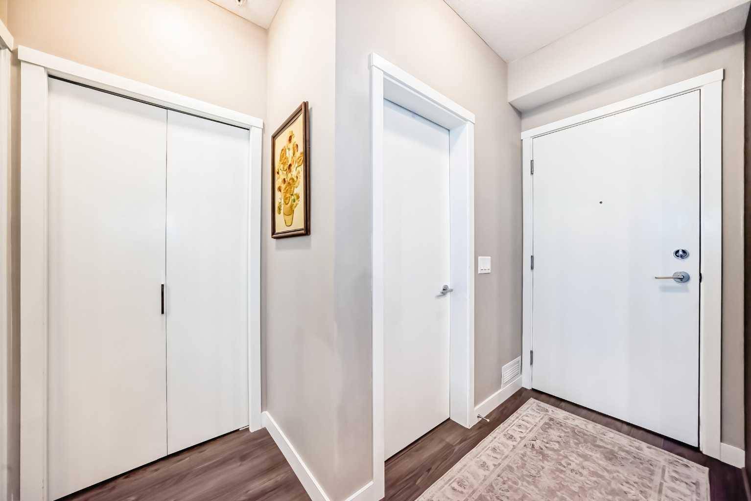 Calgary, AB T2N0R5,823 5 AVE NW #229