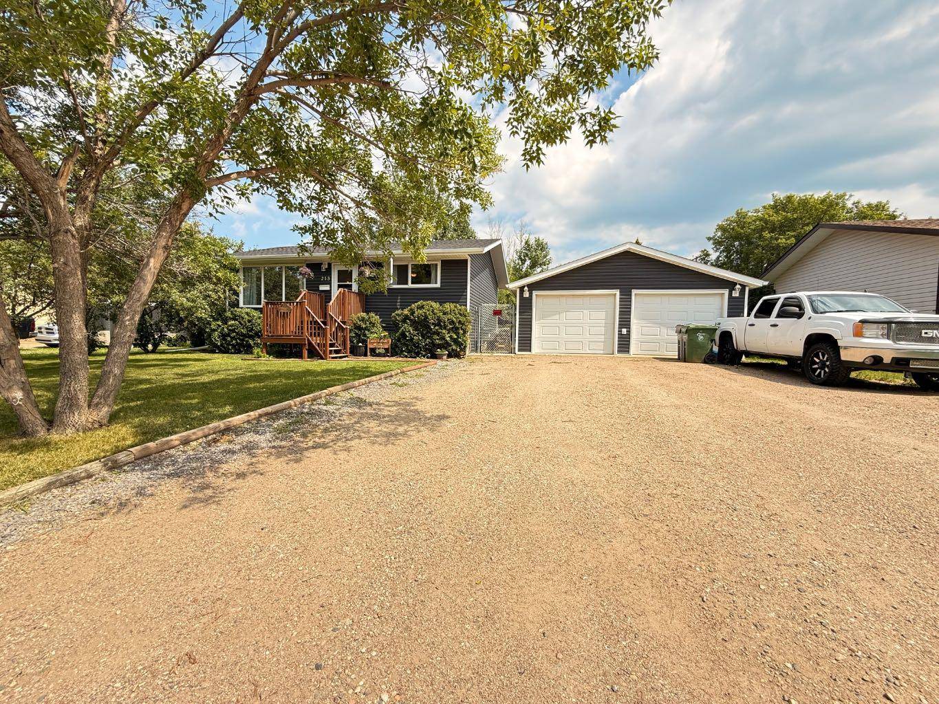 Lashburn, SK S0M 1H0,213 3 ST West