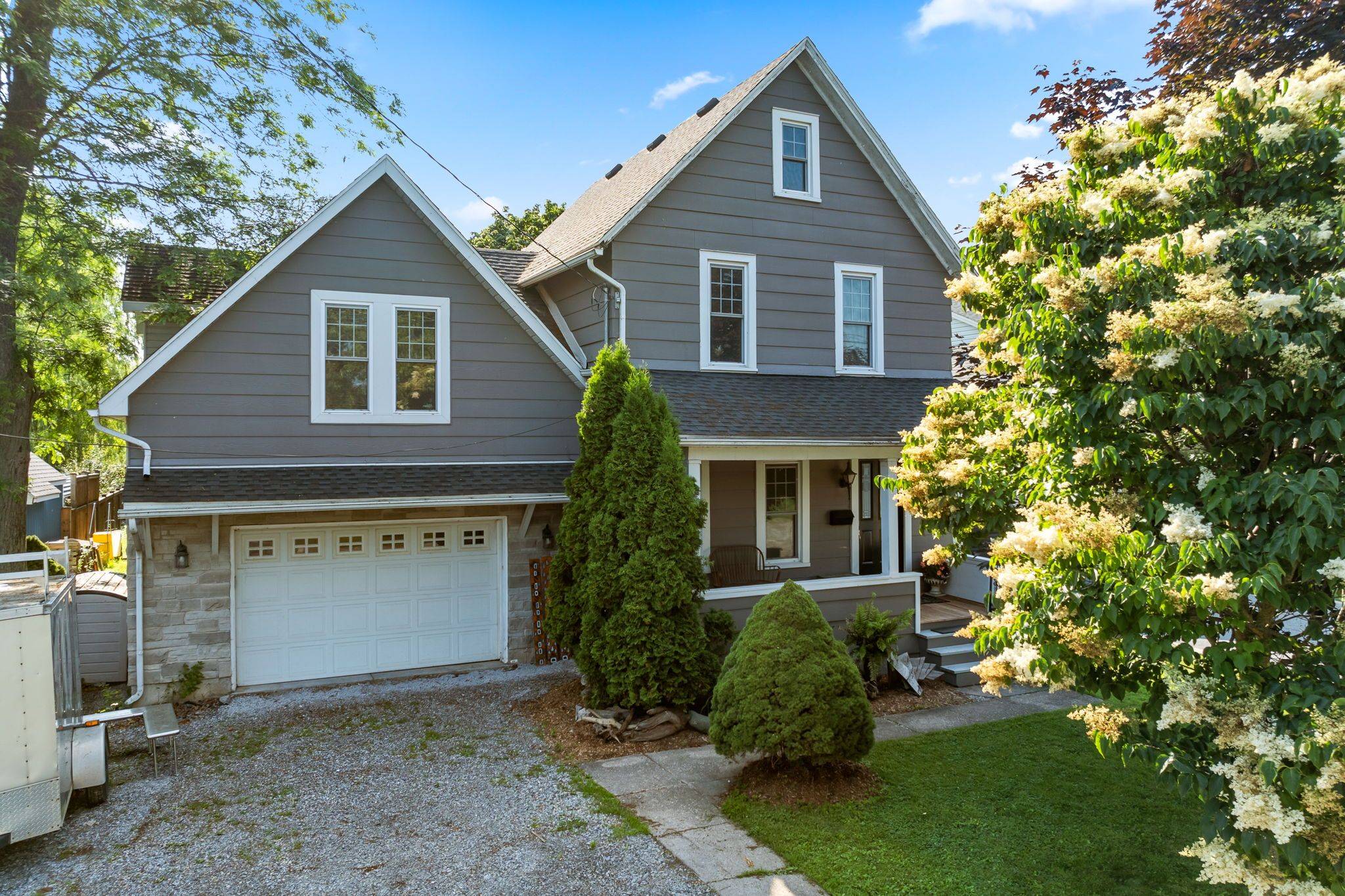 Fort Erie, ON L2A 4J7,335 Helena ST