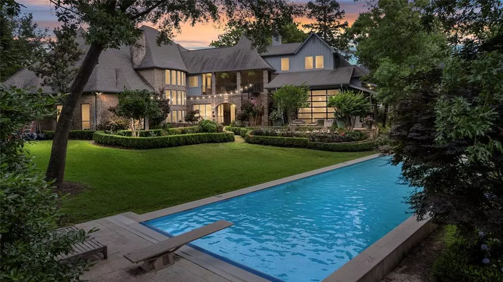 Tyler, TX 75703,1950 Stonegate Circle