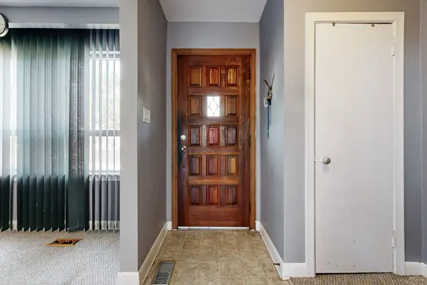 Toronto E04, ON M1P 1R5,161 Vauxhall DR