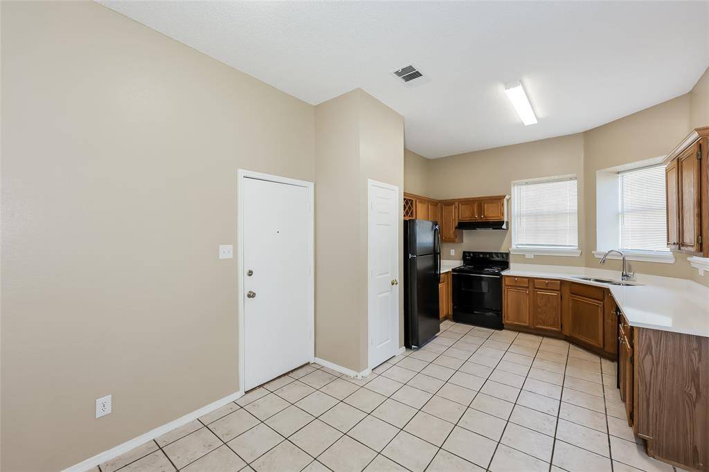 Forney, TX 75126,521 Redbud Drive
