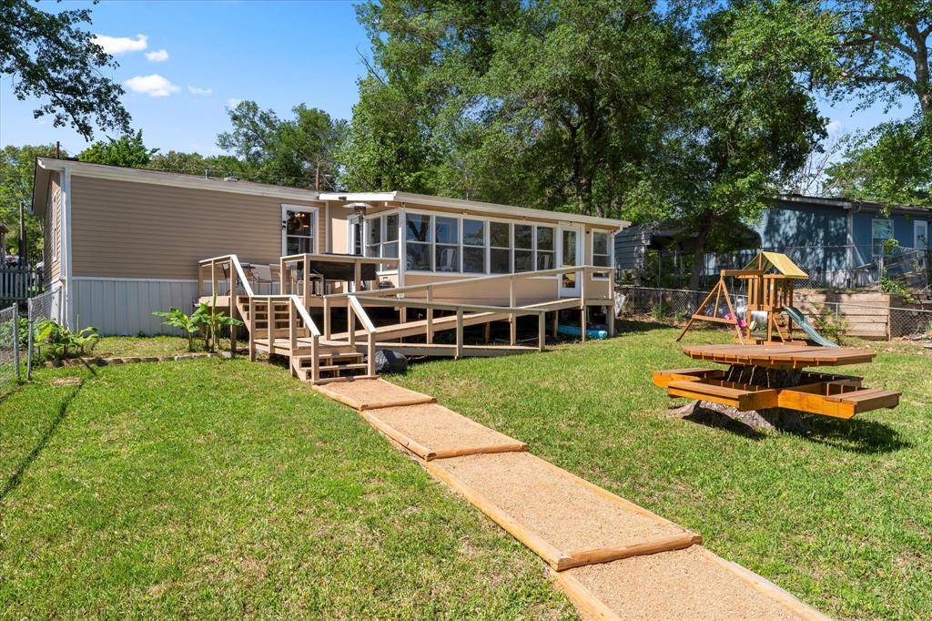 Murchison, TX 75778,114 Piney Point