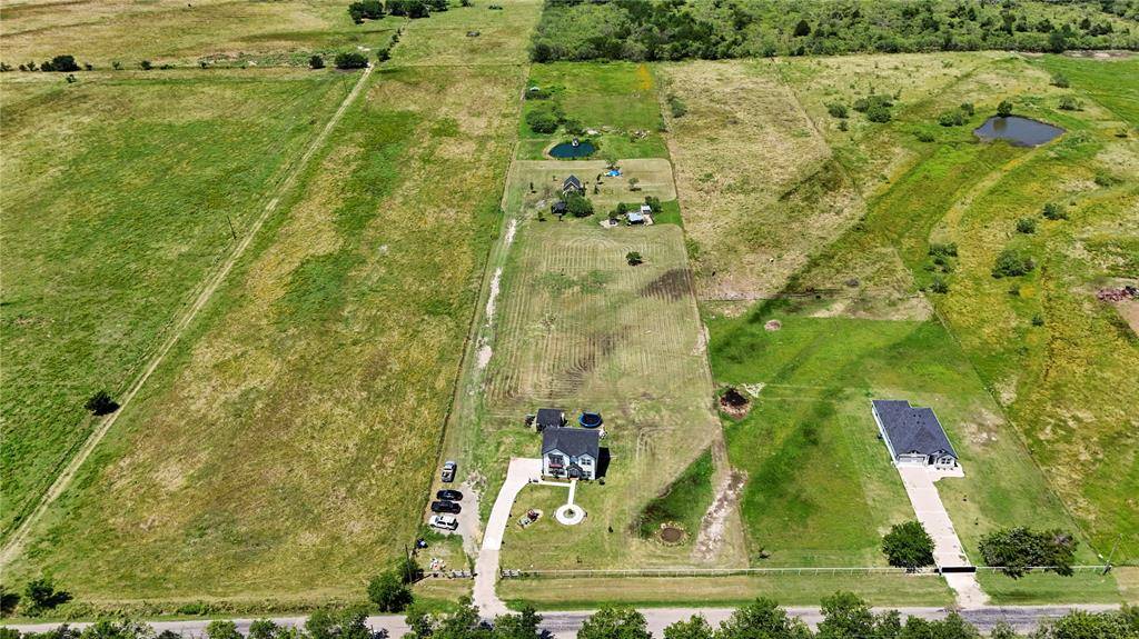 310 Toth Road, Alma, TX 75119