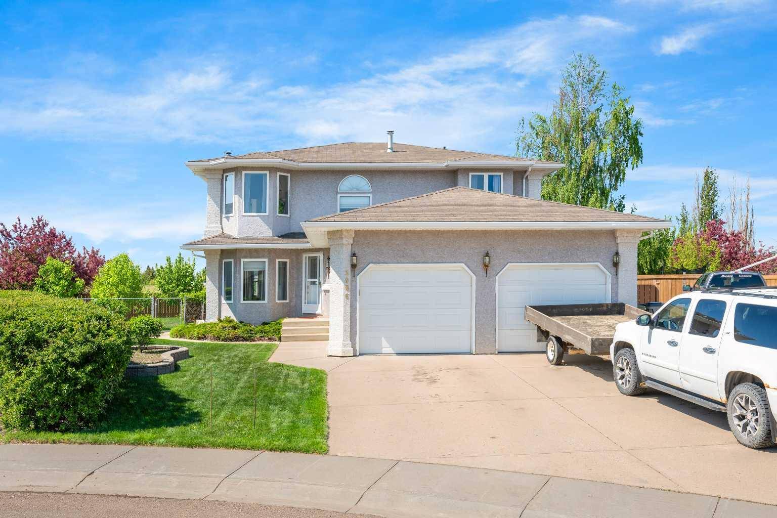 3906 59 Avenue Close, Lloydminster, AB T9V 2R9