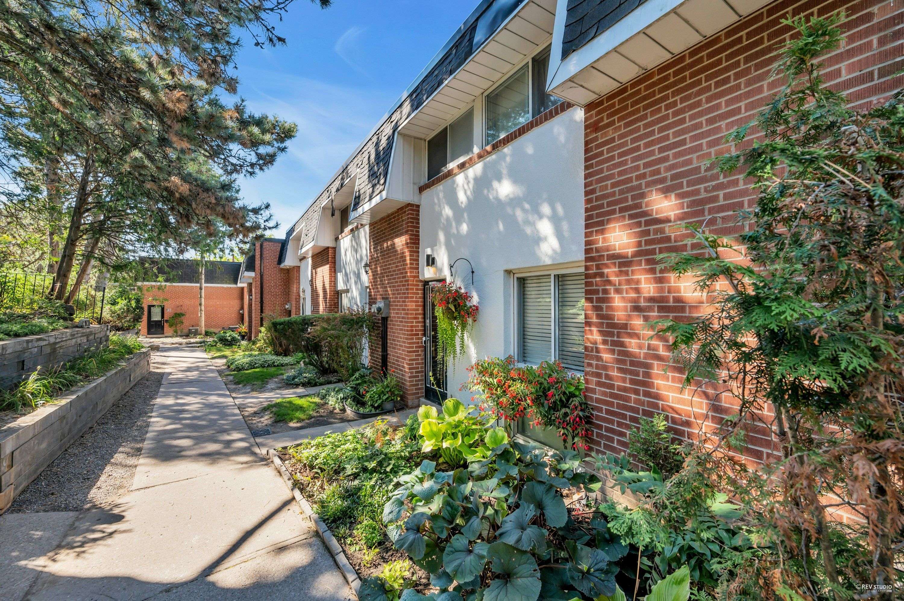 102 George Henry BLVD #Unit#16, Toronto C15, ON M2J 1E7
